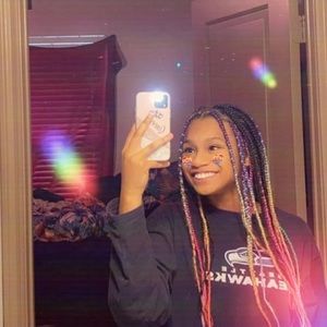 Meet your Posher, Lexi